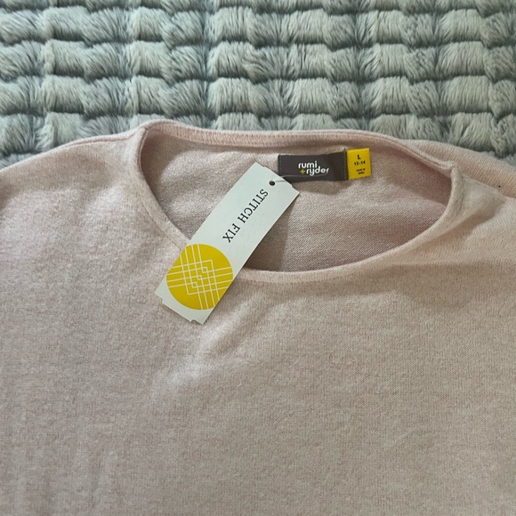 Light Pink Long sleeve - Picture 2 of 3